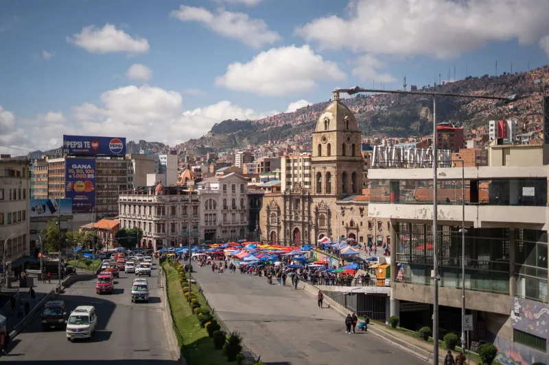 Democracia, instituciones y reforma: el legado intelectual de Carlos D. Mesa en el pensamiento político boliviano